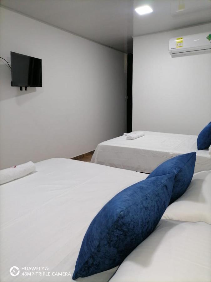 Hotel Media Luna Cúcuta Esterno foto