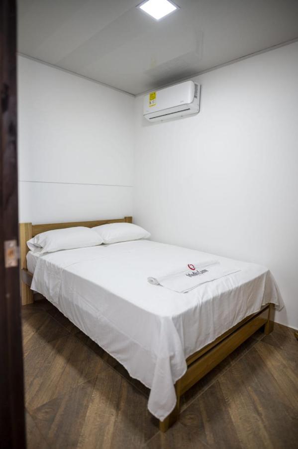 Hotel Media Luna Cúcuta Esterno foto