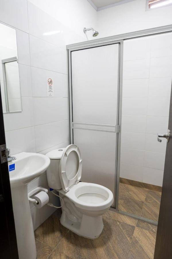 Hotel Media Luna Cúcuta Esterno foto